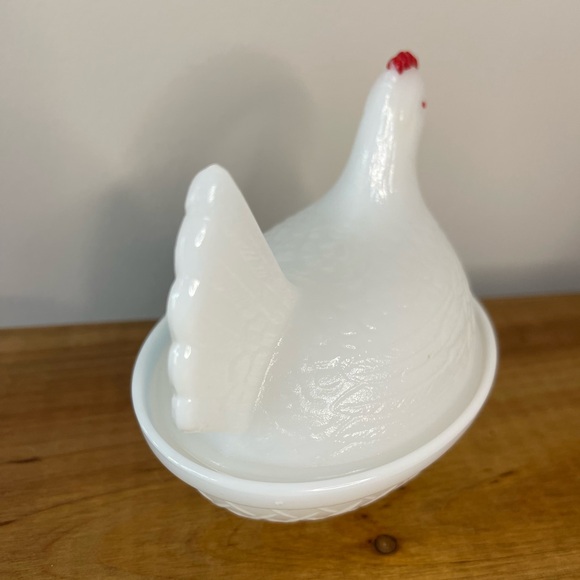 Vintage opalescent milk glass Hen on nest 2 piece possible Westmoreland 4.25” - Picture 6 of 10